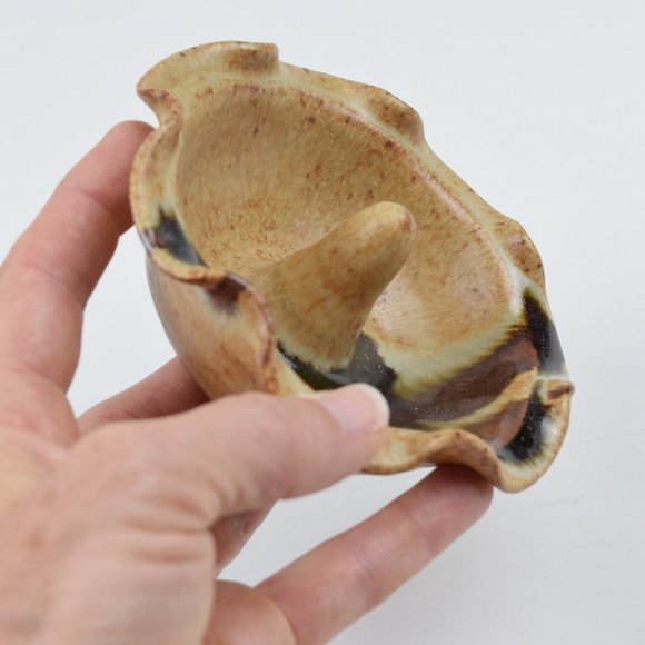 HANDMADE POTTERY TRINKET/RING HOLDER/ JEWELRY STORAGE DISH - Picture 4 of 5